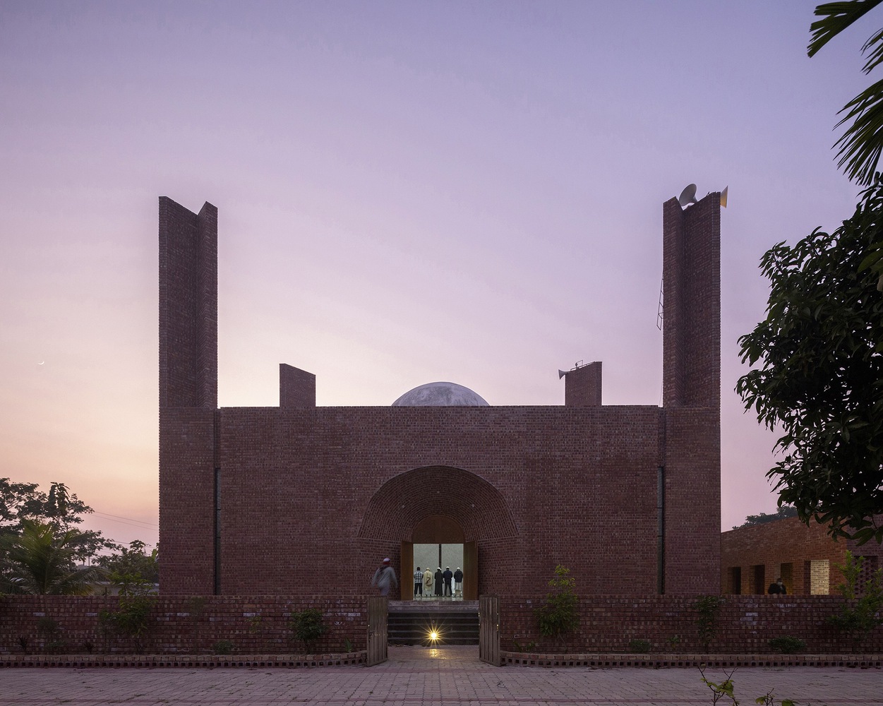 Bait ur raiyan mosque / cubeinside