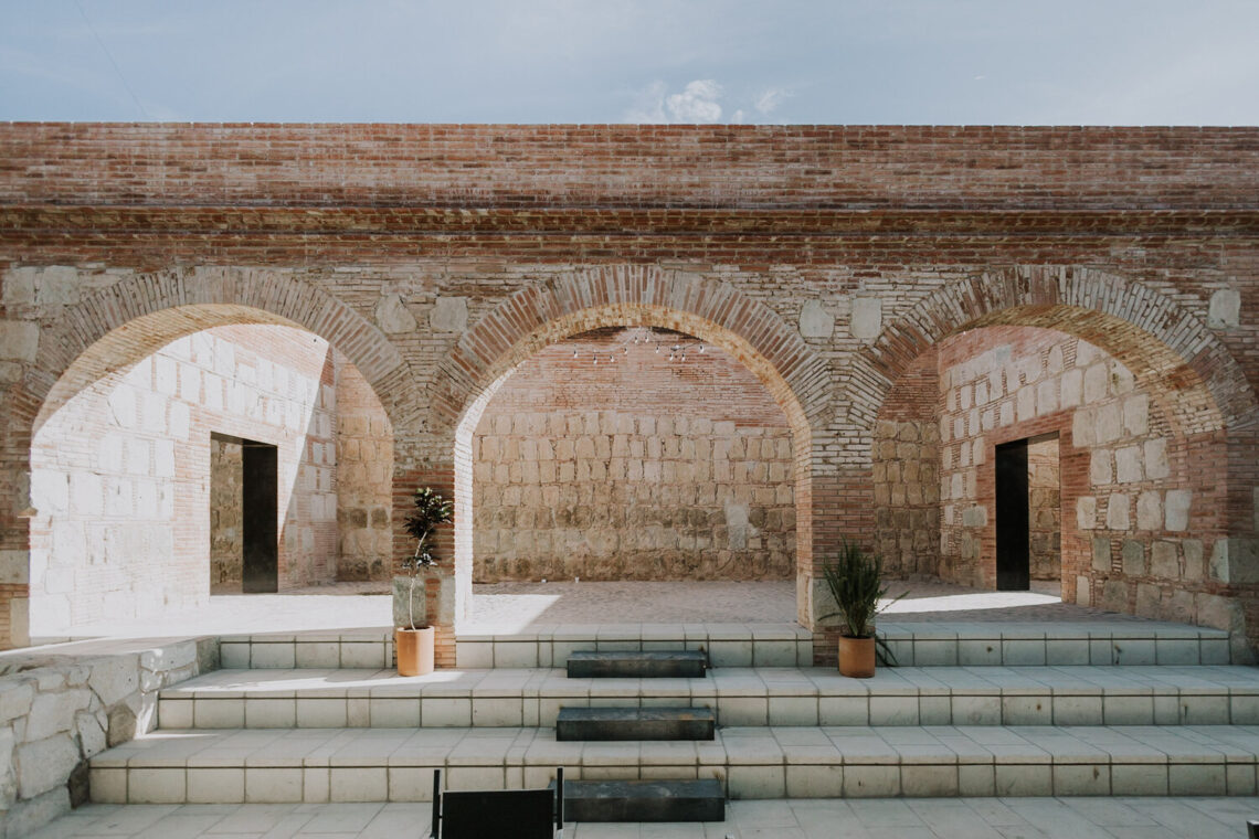 Oaxaca Gastronomic Center / Rootstudio 33 Oaxaca gastronomic center / rootstudio