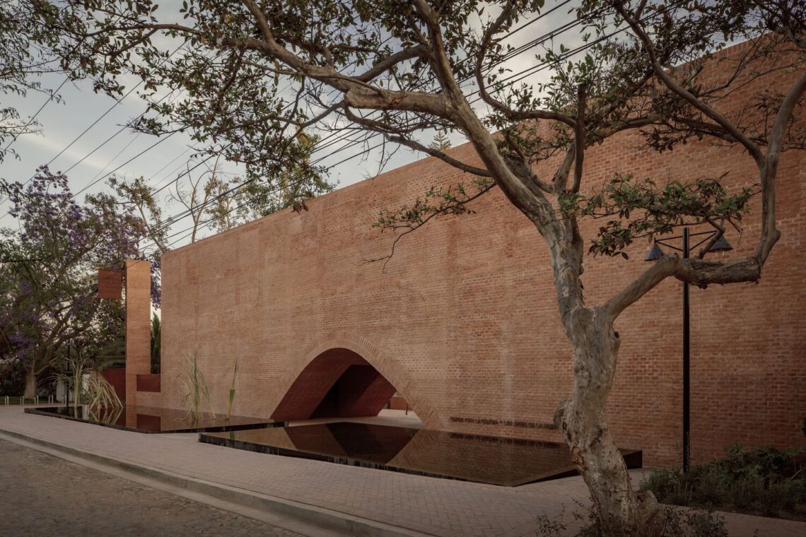 La ribera center for culture and arts/atelier ars