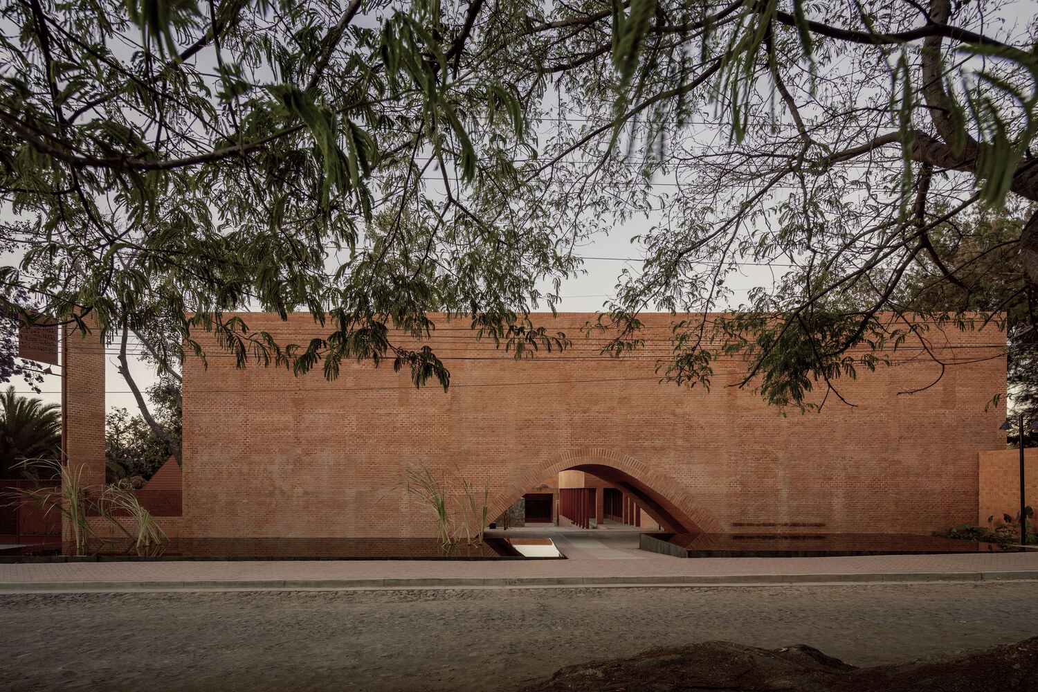La ribera center for culture and arts/atelier ars