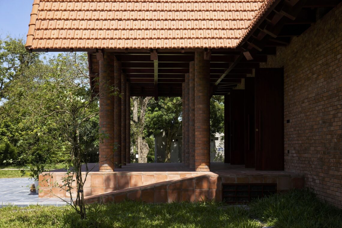 Martyr shrine / lestudioarchitects