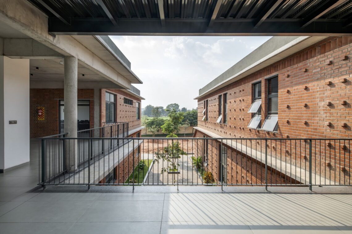 National School Of Business Bangalore / Habitart Architecture Studio 1 National school of business bangalore / habitart architecture studio