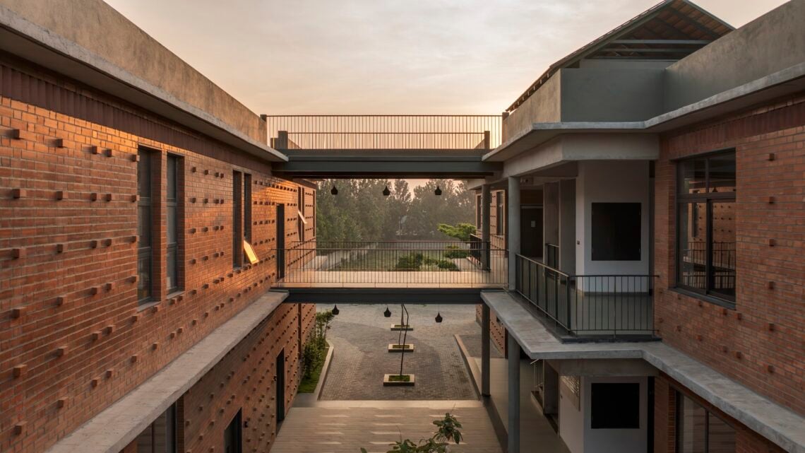 National school of business bangalore / habitart architecture studio