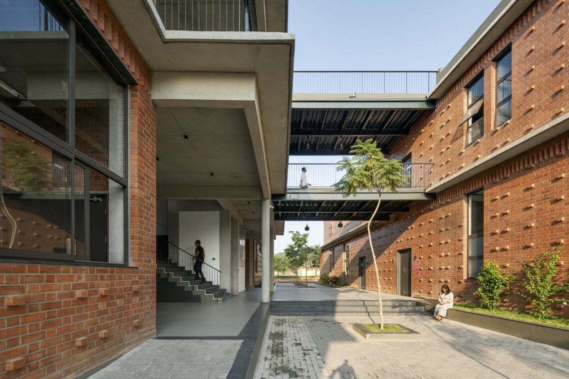 National School Of Business Bangalore / Habitart Architecture Studio 9 National school of business bangalore / habitart architecture studio
