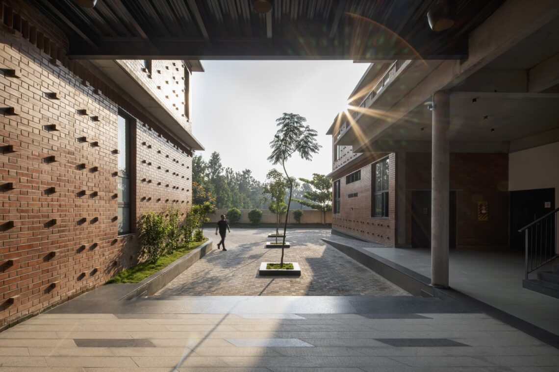 National School Of Business Bangalore / Habitart Architecture Studio 7 National school of business bangalore / habitart architecture studio