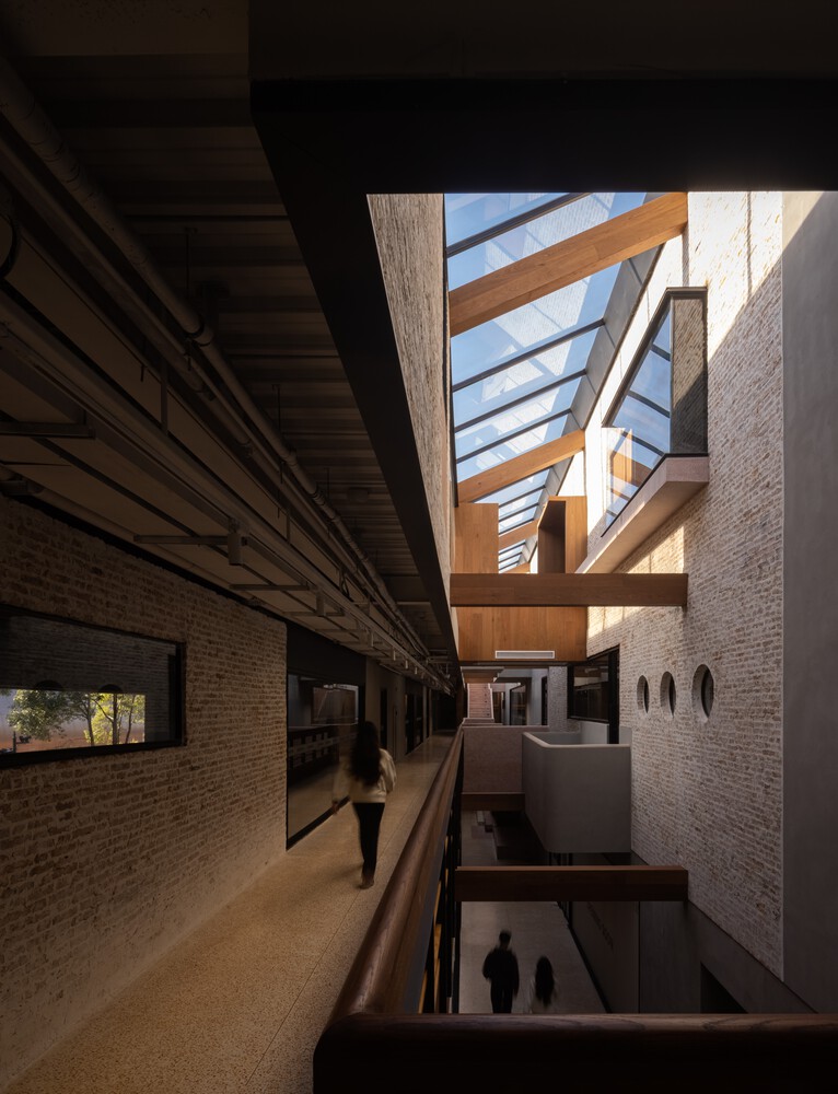 Power Workshop / Benzhe Design 40 Power workshop / benzhe design