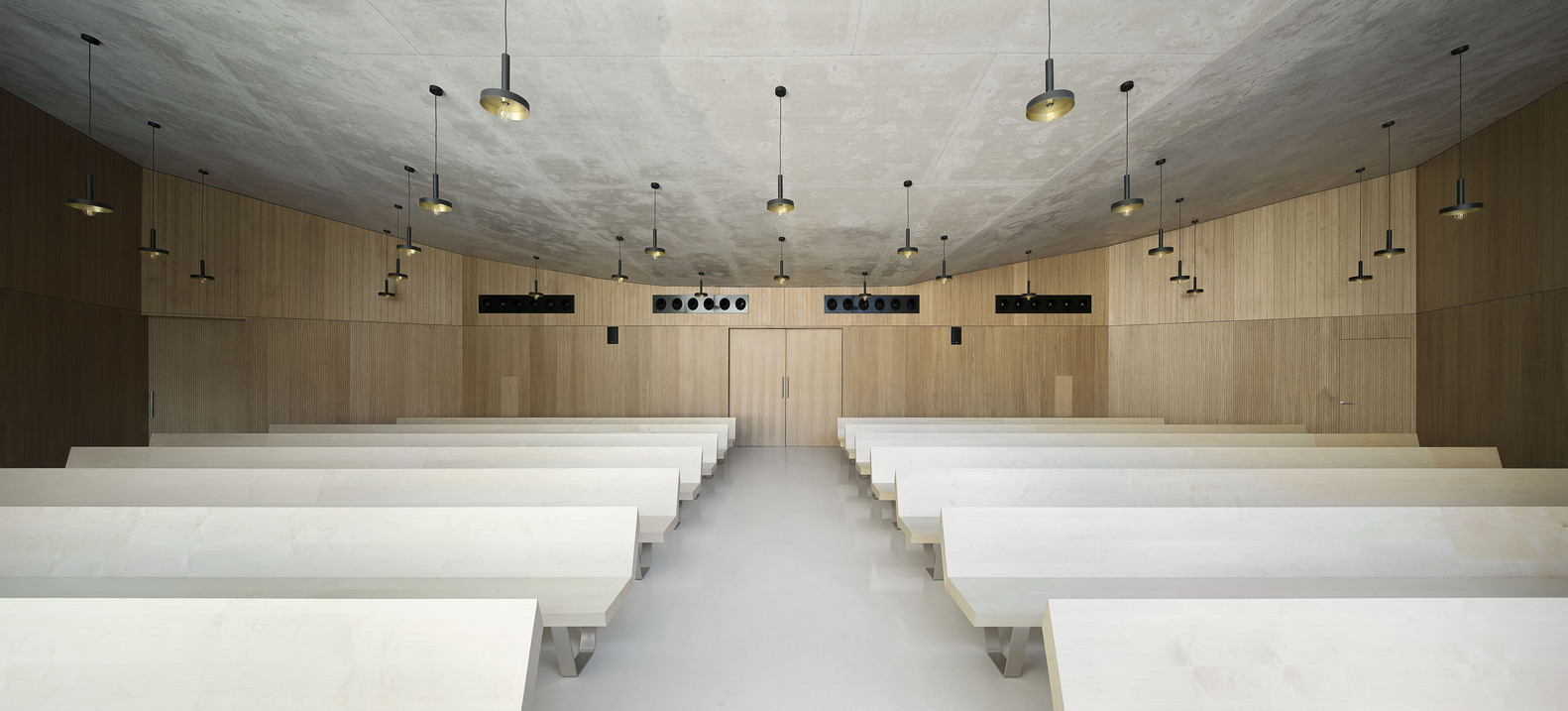 Àltima sant andreu funeral home, nou barris / batlleiroig