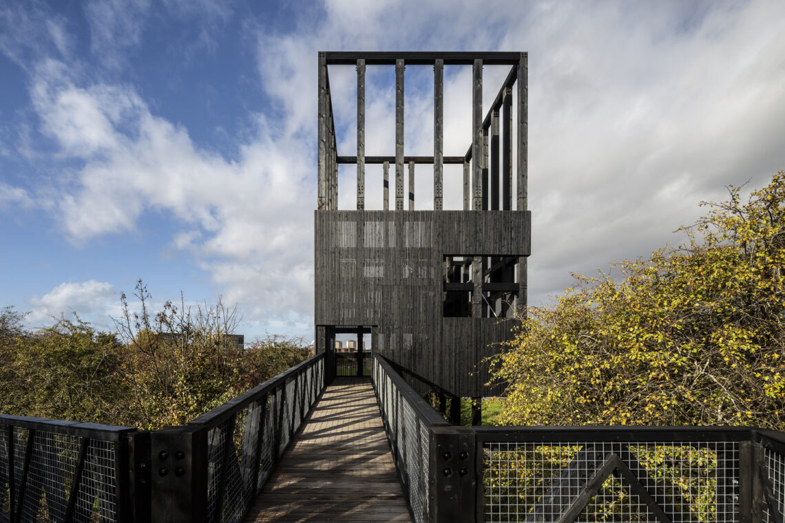 The bothy and tùr at cuningar loop / jmarchitects the tur, cuningar loop, glasgow, scotlans, uk.