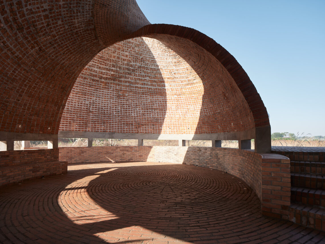 Twisted Brick Shell: Concept Library / Hcch Studio 18 Twisted brick shell concept library / hcch studio