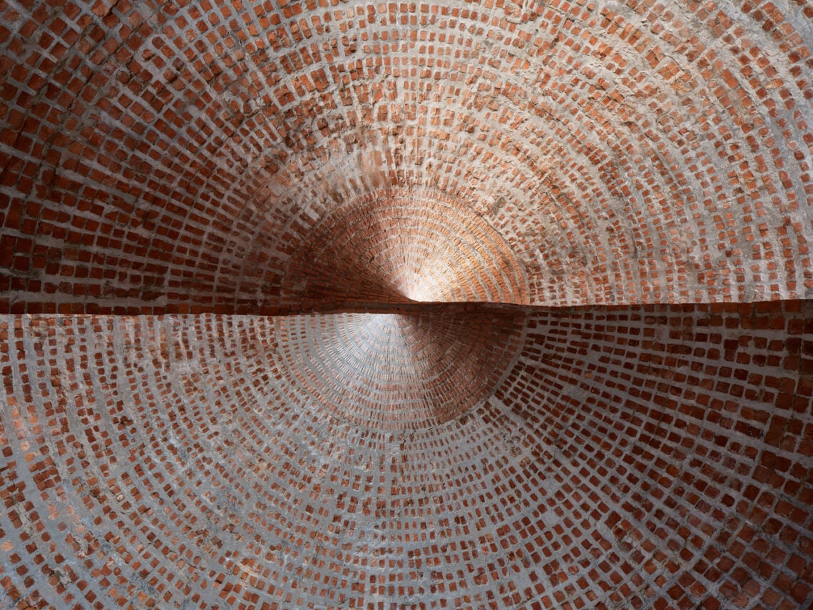 Twisted Brick Shell: Concept Library / Hcch Studio 31 Twisted brick shell concept library / hcch studio