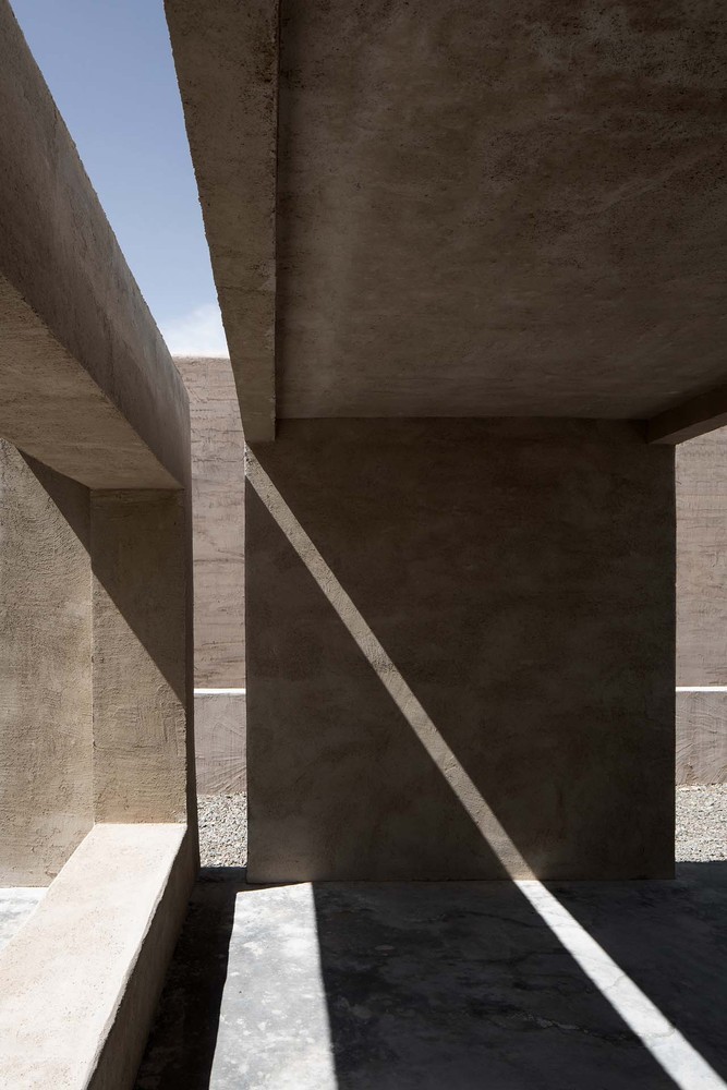 21 Lost villa boutique hotel / das lab