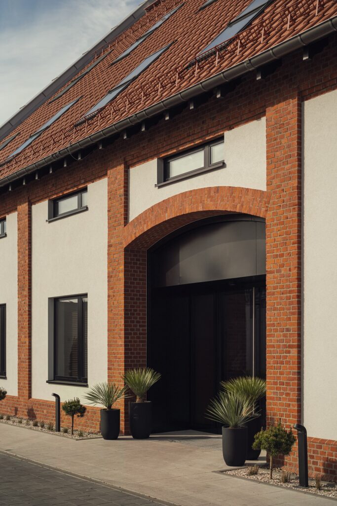 Nawrocki Clinic / Ifa Group 5 Nawrocki clinic / ifa group