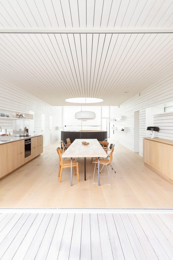 Villa austevoll / saunders architecture