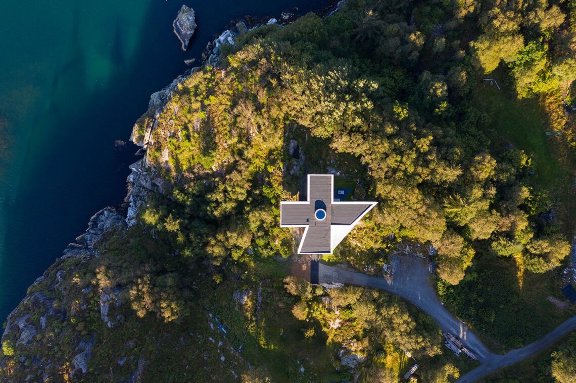 Villa austevoll / saunders architecture