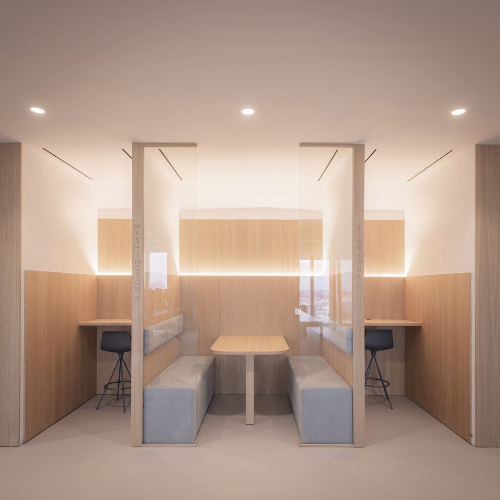 Monex offices / arquid