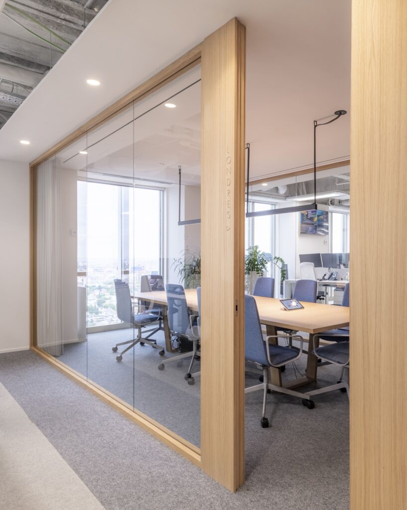 Monex offices / arquid