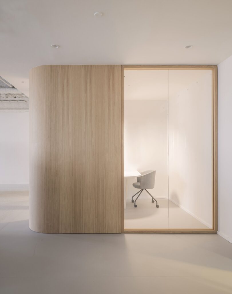 Monex offices / arquid