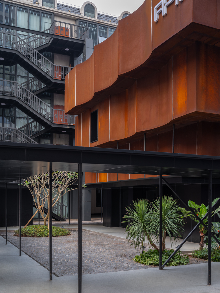 Apm Gallery In Haikou Gaoxingli / Dazhou And Associates 3 Apm gallery in haikou gaoxingli / dazhou and associates