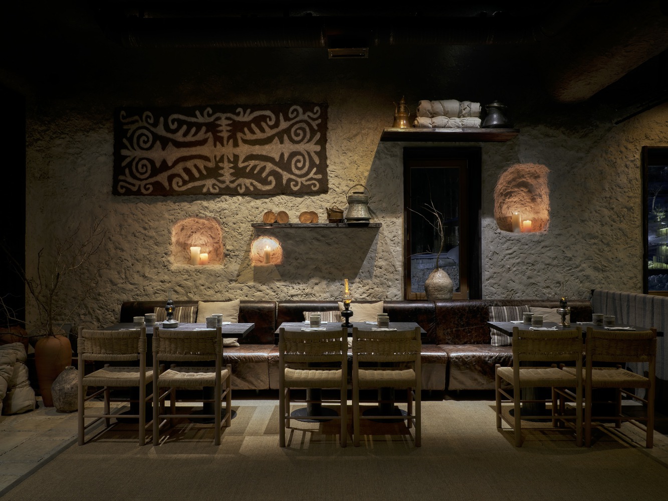 Auyl restaurant / naaw + dunie