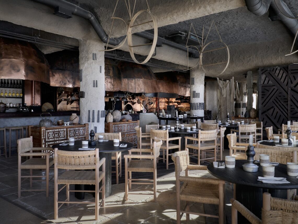 Auyl restaurant / naaw + dunie