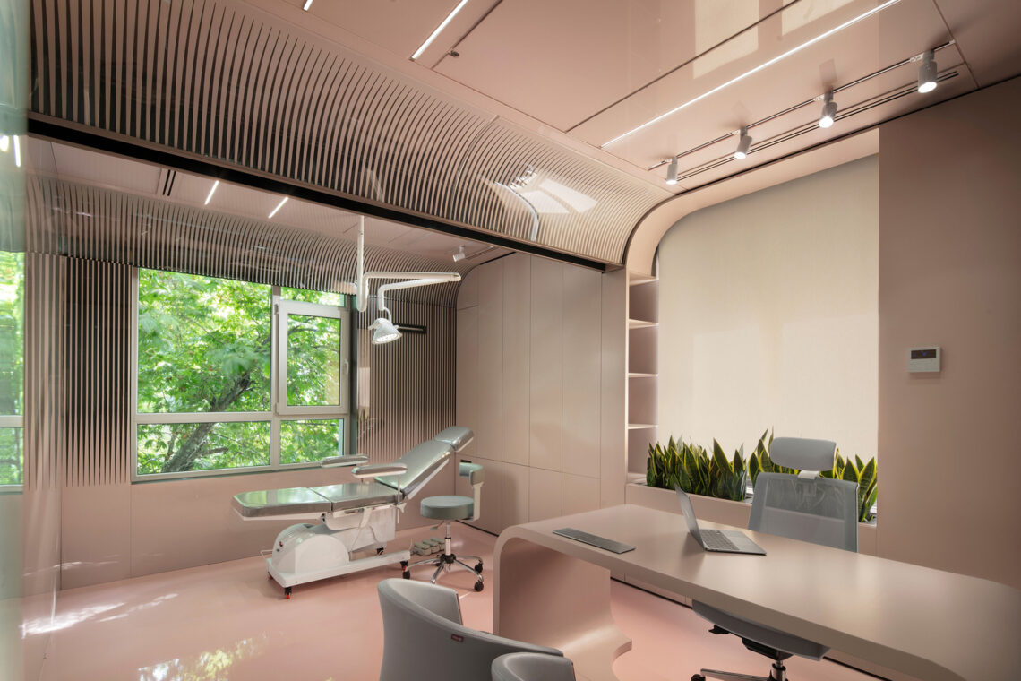 Baftar Dermatology Clinic / Asnow Design &Amp; Construct 7 Baftar dermatology clinic / asnow design & construct