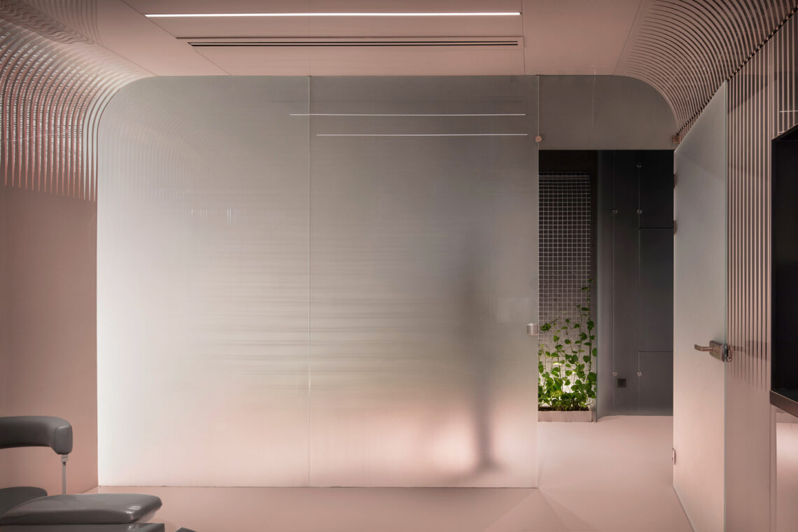 Baftar Dermatology Clinic / Asnow Design &Amp; Construct 9 Baftar dermatology clinic / asnow design & construct
