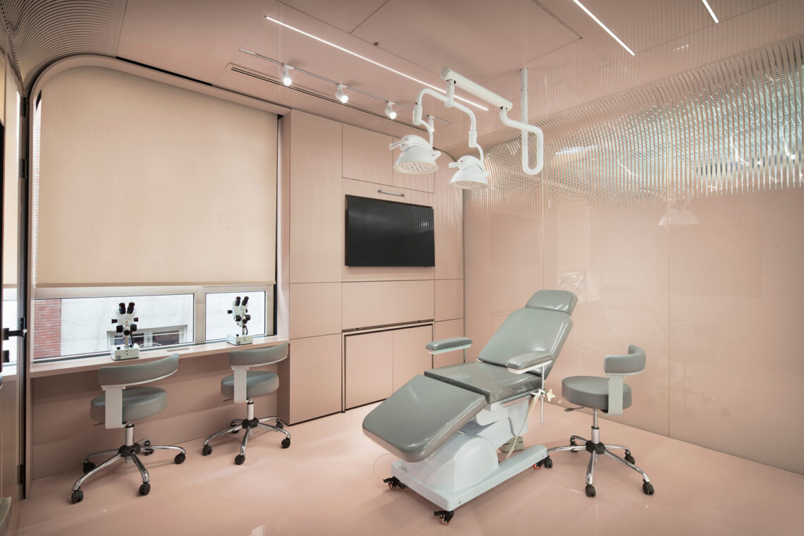 Baftar Dermatology Clinic / Asnow Design &Amp; Construct 29 Baftar dermatology clinic / asnow design & construct