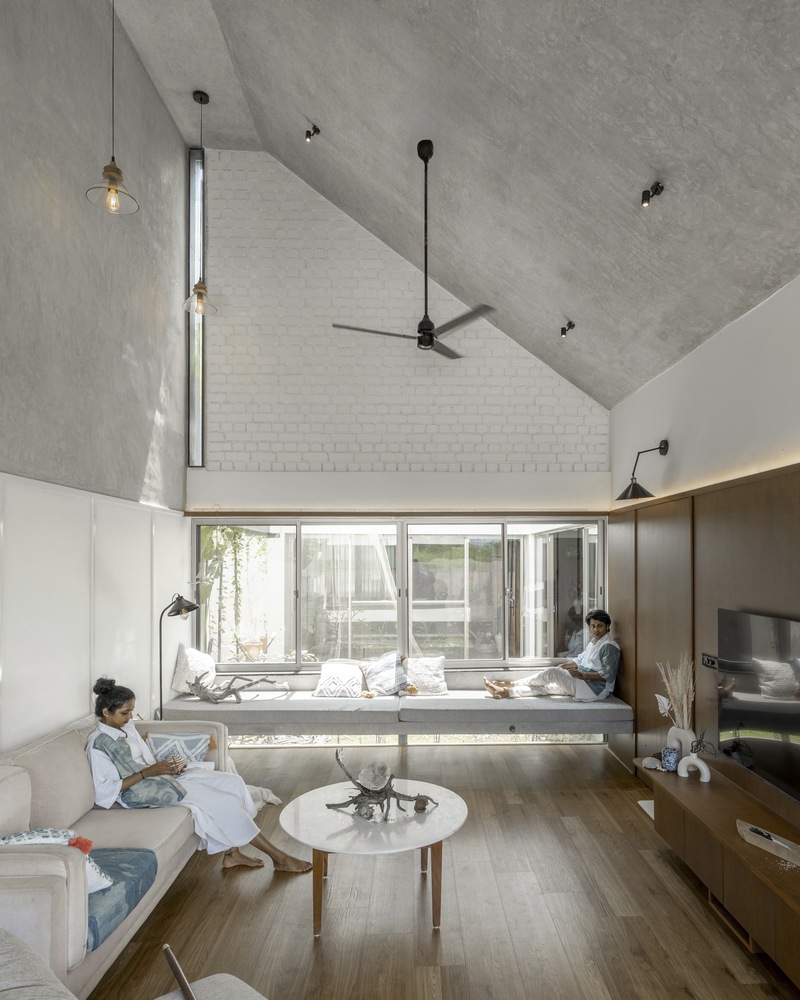 Billy O’tea House / Sto.m.p 3 Billy o’tea house / sto. M. P