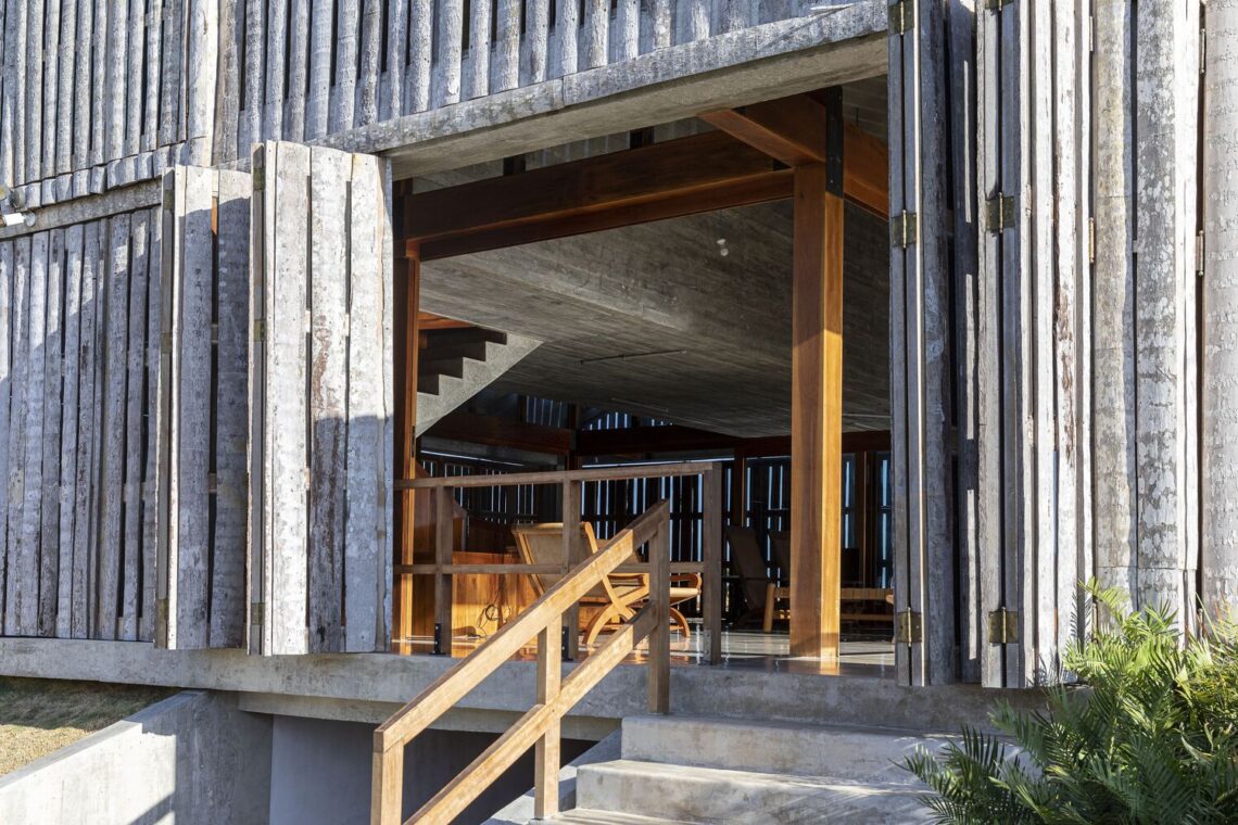 B house / infraestudio