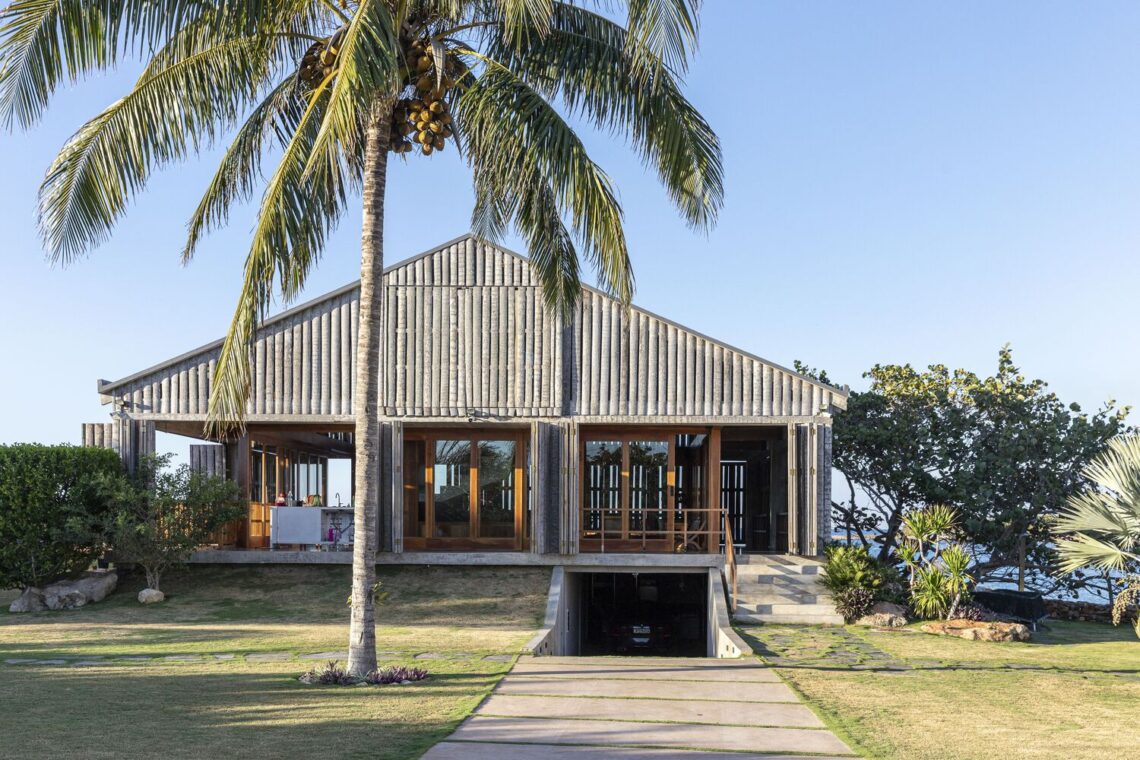 B house / infraestudio