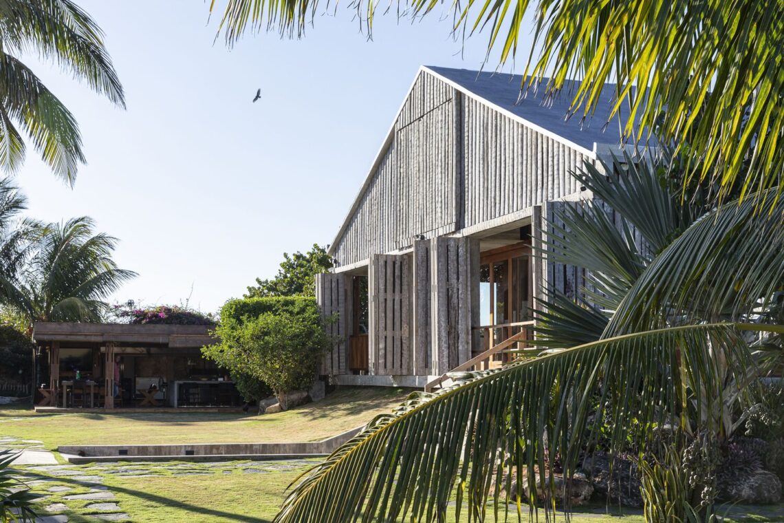 B house / infraestudio
