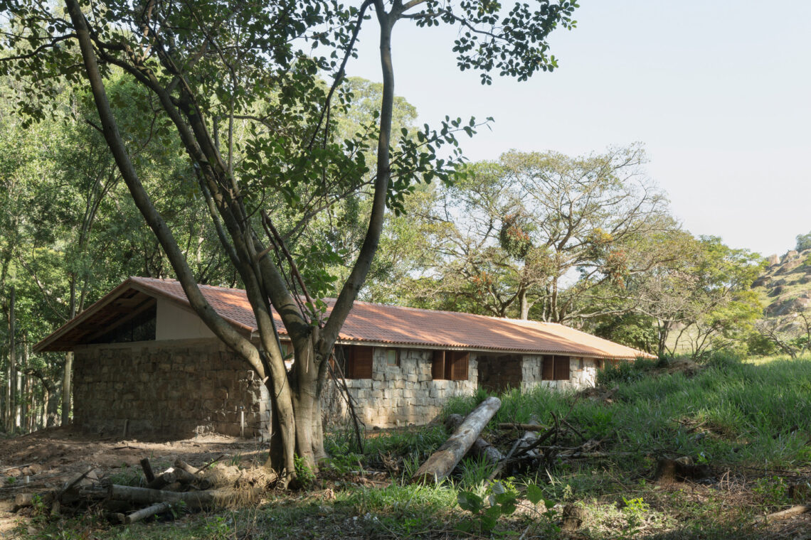 House In Ruins / Messina | Rivas 17 House in ruins / messina | rivas