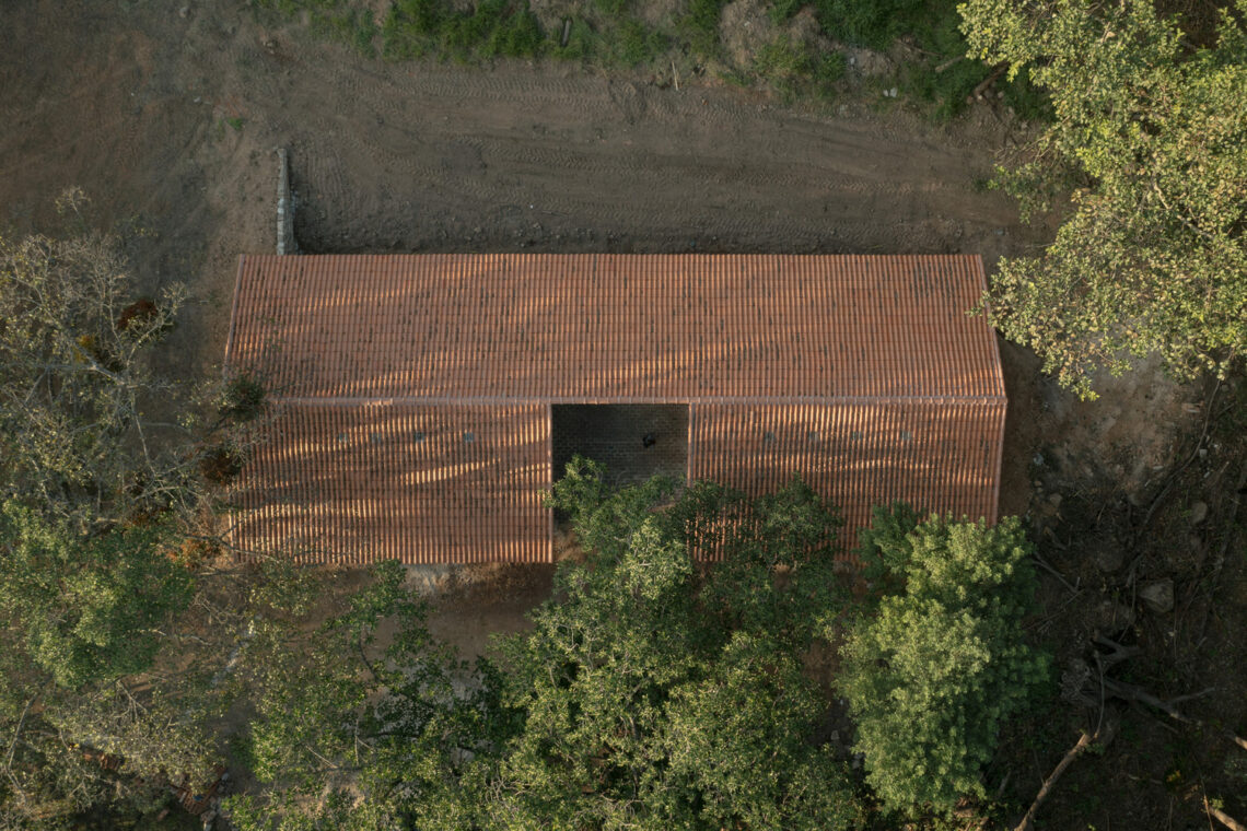 House In Ruins / Messina | Rivas 15 House in ruins / messina | rivas