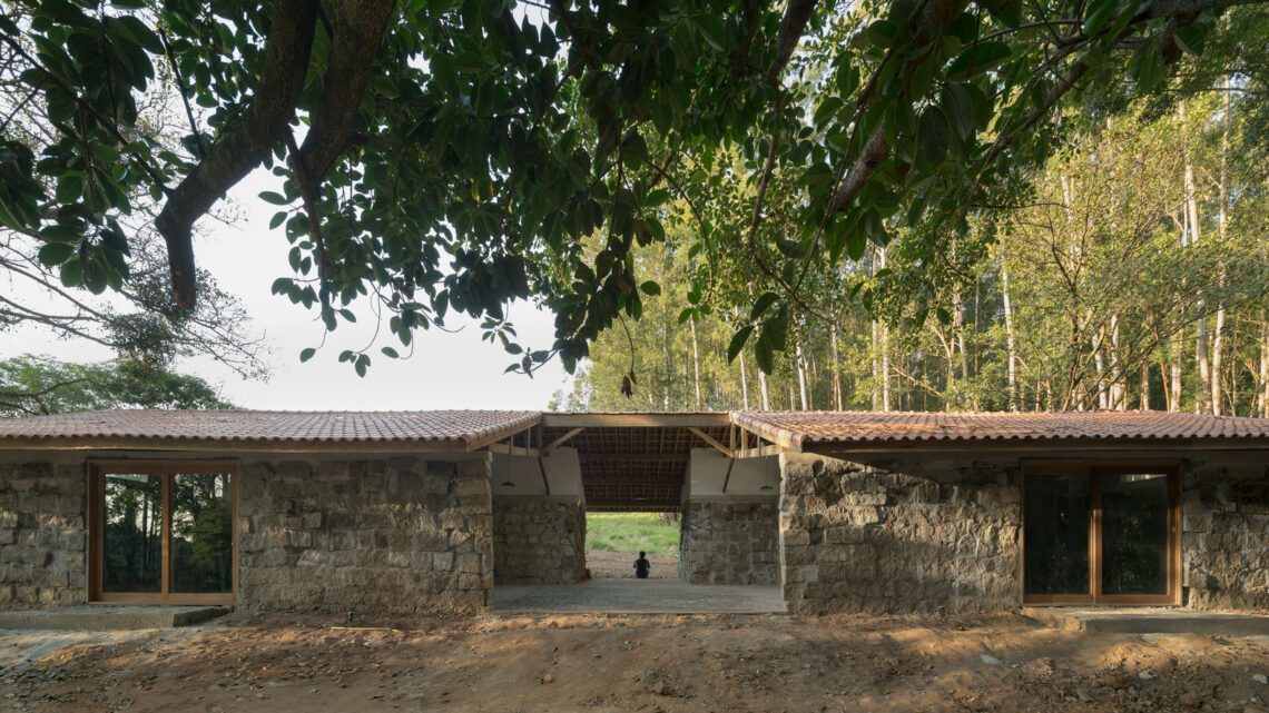 House In Ruins / Messina | Rivas 22 House in ruins / messina | rivas