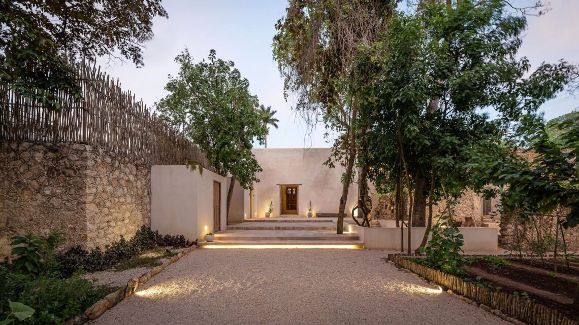 Casona Los Cedros Hotel / Laura Lecué - Collectif Como 21 Casona los cedros hotel / laura lecué - collectif como