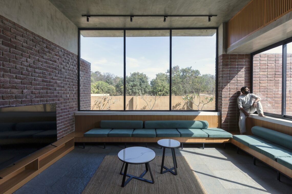 Cezara Holiday Home / Kun Studio 11 Cezara holiday home / kun studio
