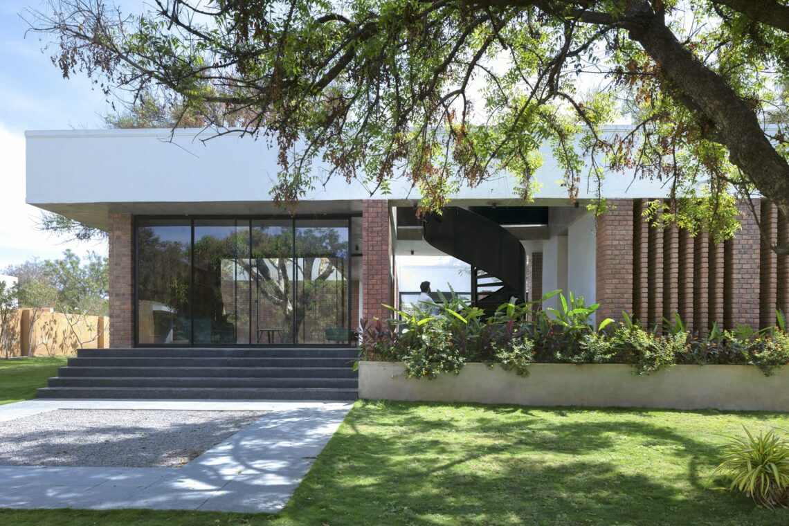 Cezara Holiday Home / Kun Studio 12 Cezara holiday home / kun studio