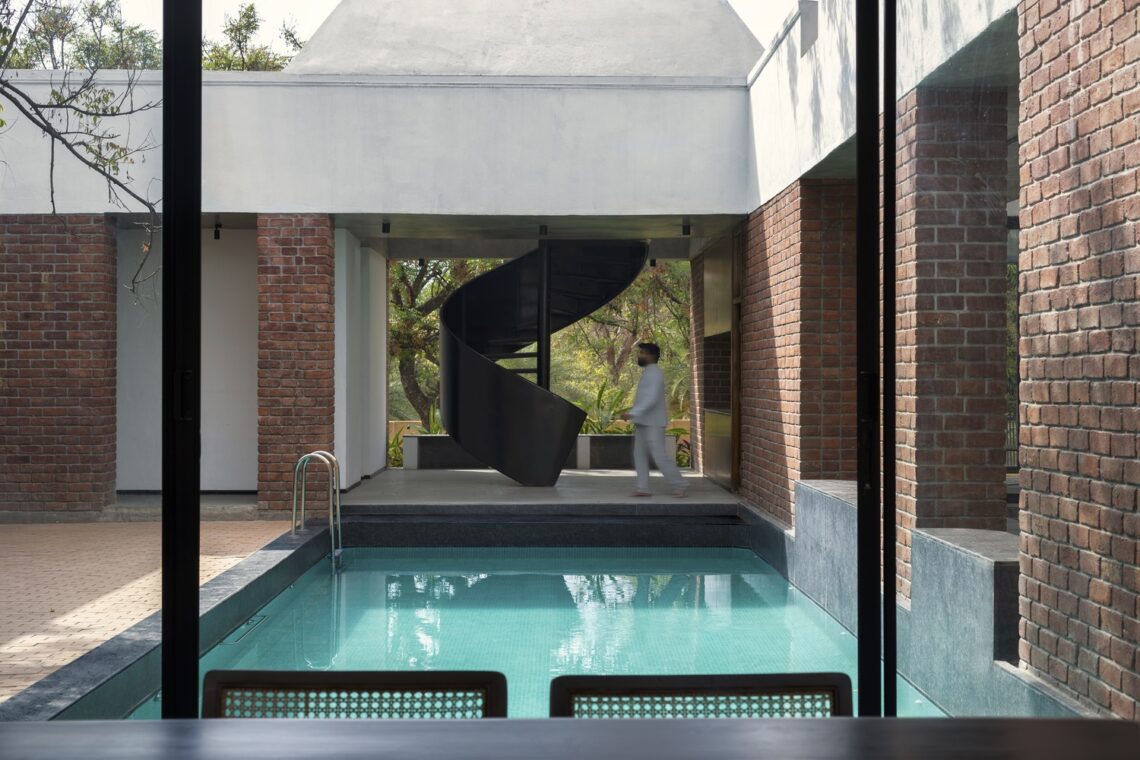 Cezara Holiday Home / Kun Studio 13 Cezara holiday home / kun studio