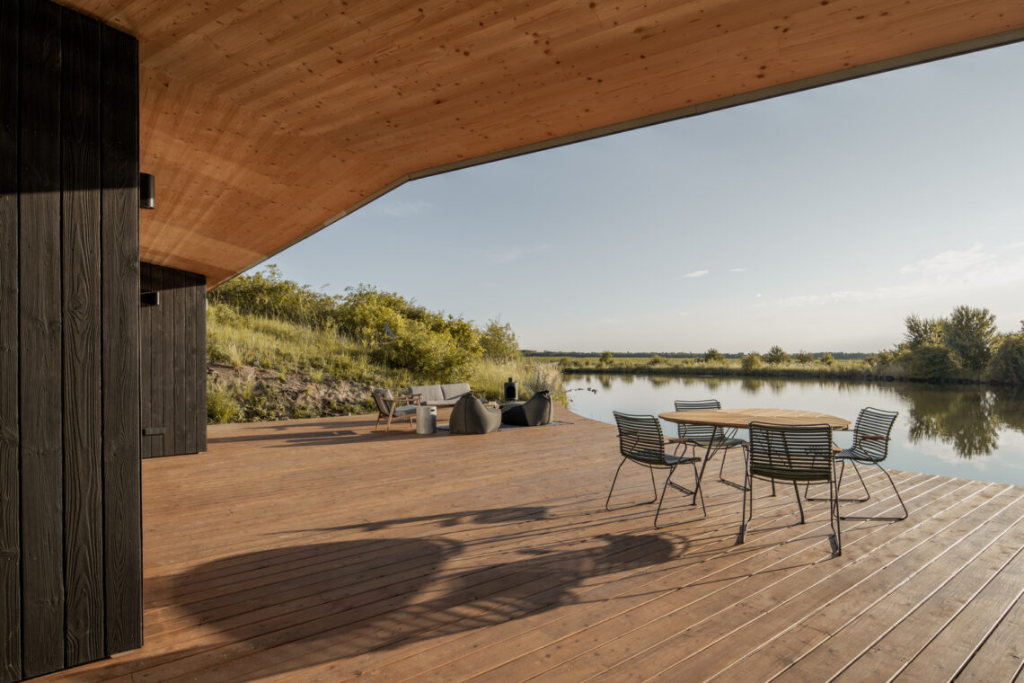 Clt House / Hello Wood 30 Clt house / hello wood