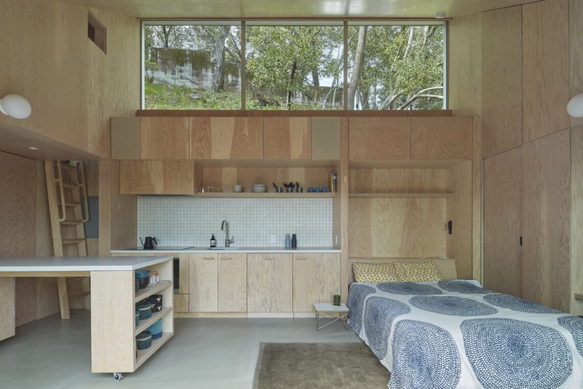 Crest guesthouse / mork-ulnes architects