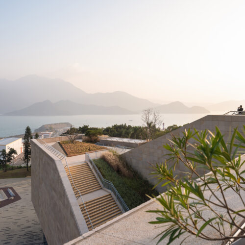 Daya bay nuclear power science and technology museum / e+uv architecture + huayi design