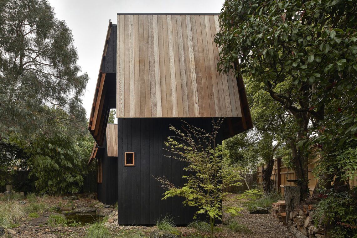 Ember house / mrtn architects