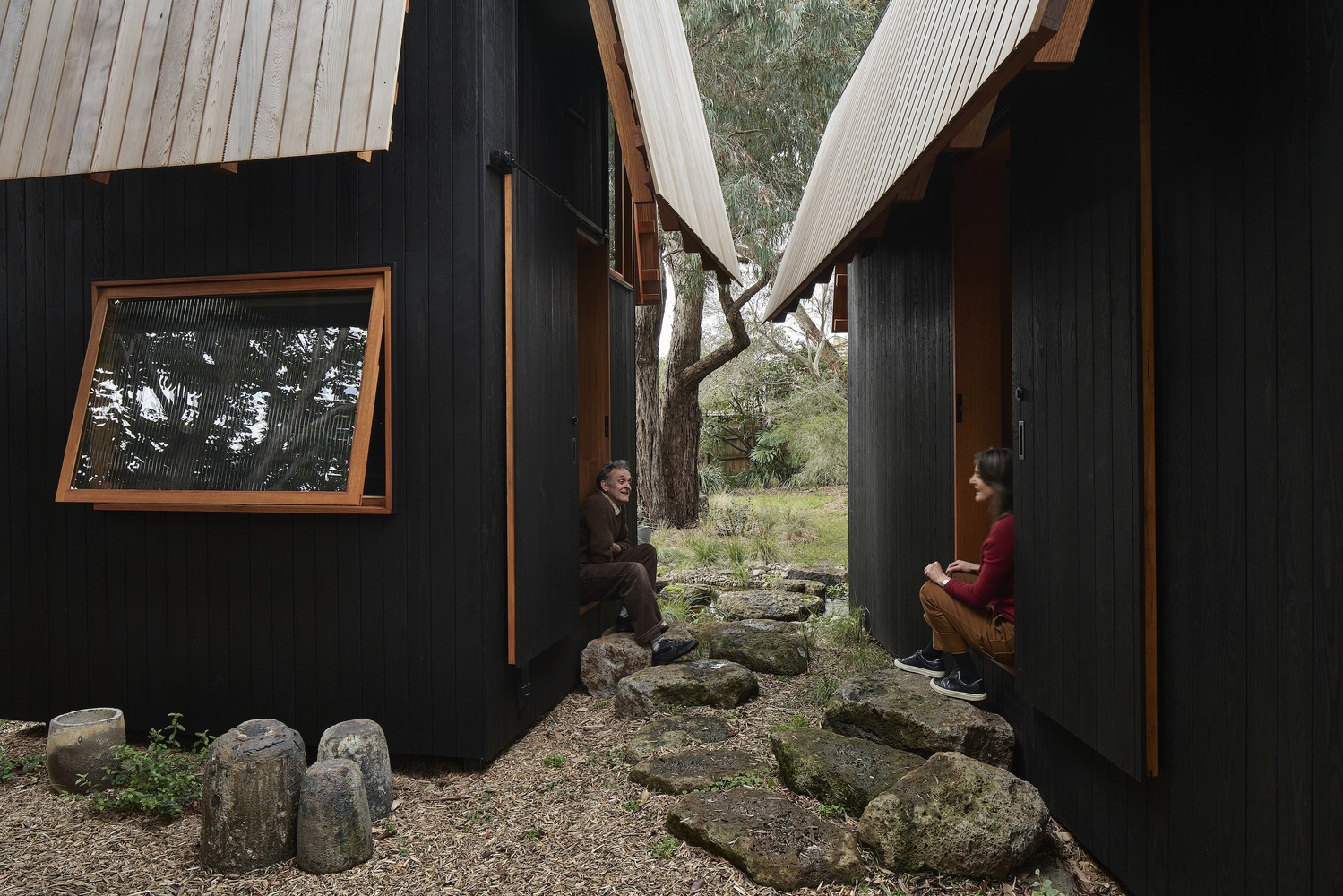 Ember house / mrtn architects