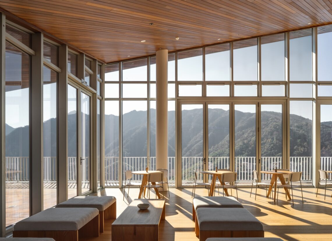 Floating Hotel / More Architecture 16 Floating hotel / more architecture