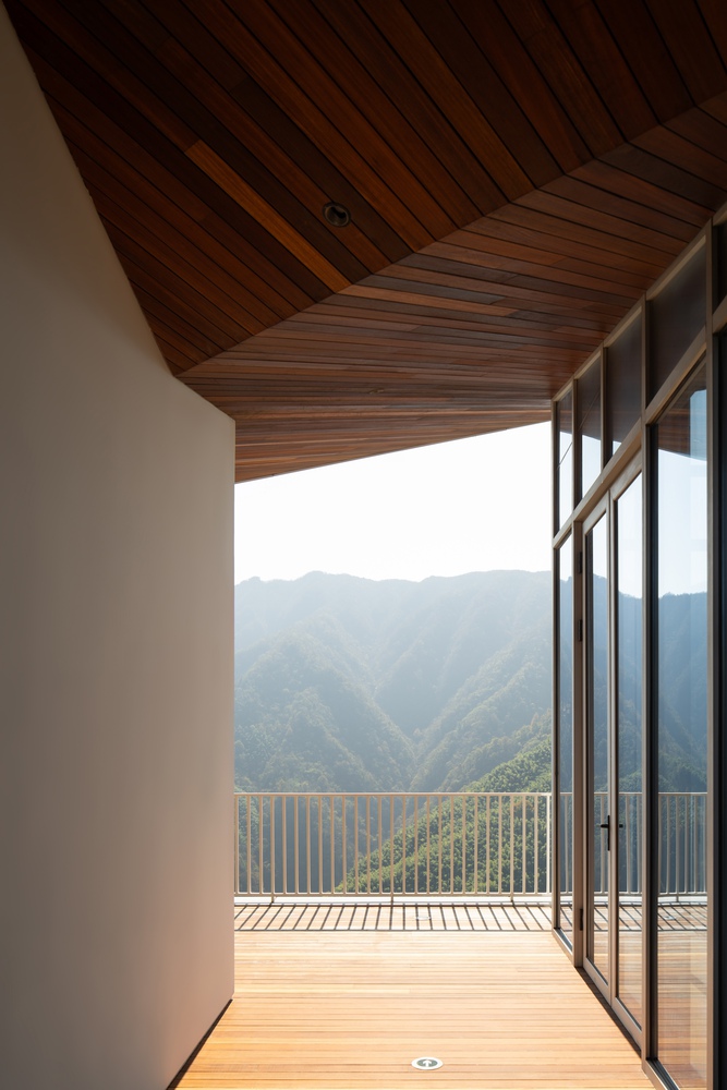 Floating Hotel / More Architecture 18 Floating hotel / more architecture