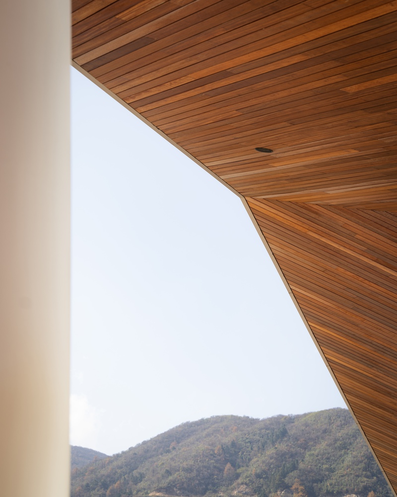 Floating Hotel / More Architecture 4 Floating hotel / more architecture