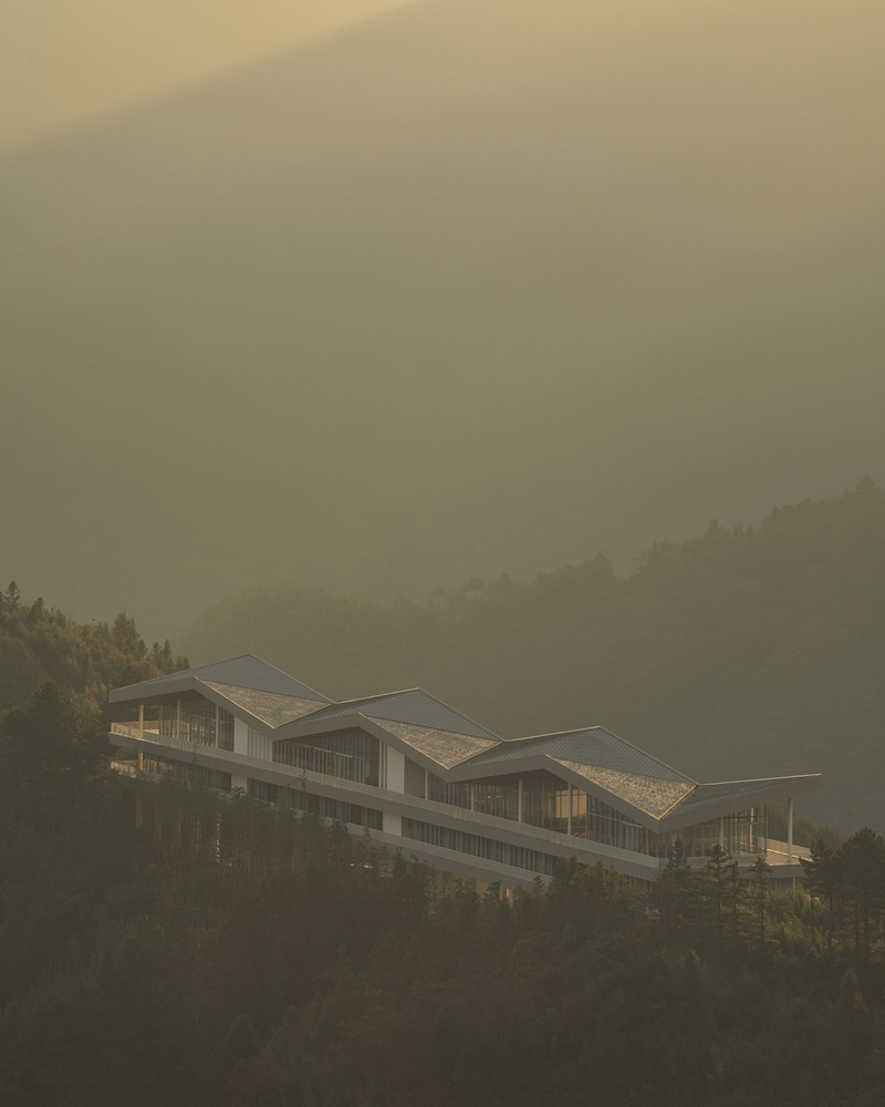 Floating Hotel / More Architecture 12 Floating hotel / more architecture