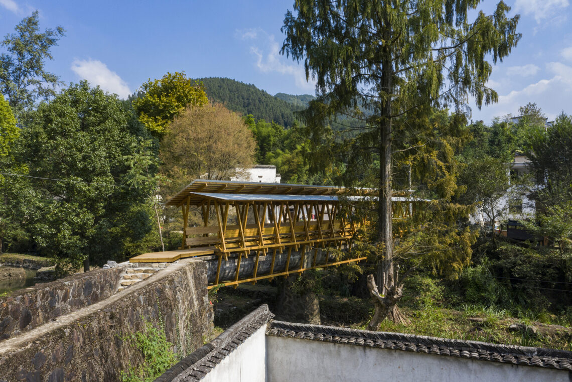 Fw Ji·the Covered Bridge On Aqueduct / Iara 1 Fw ji·the covered bridge on aqueduct / iara