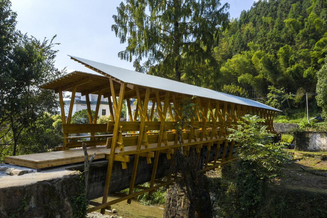 Fw Ji·the Covered Bridge On Aqueduct / Iara 5 Fw ji·the covered bridge on aqueduct / iara
