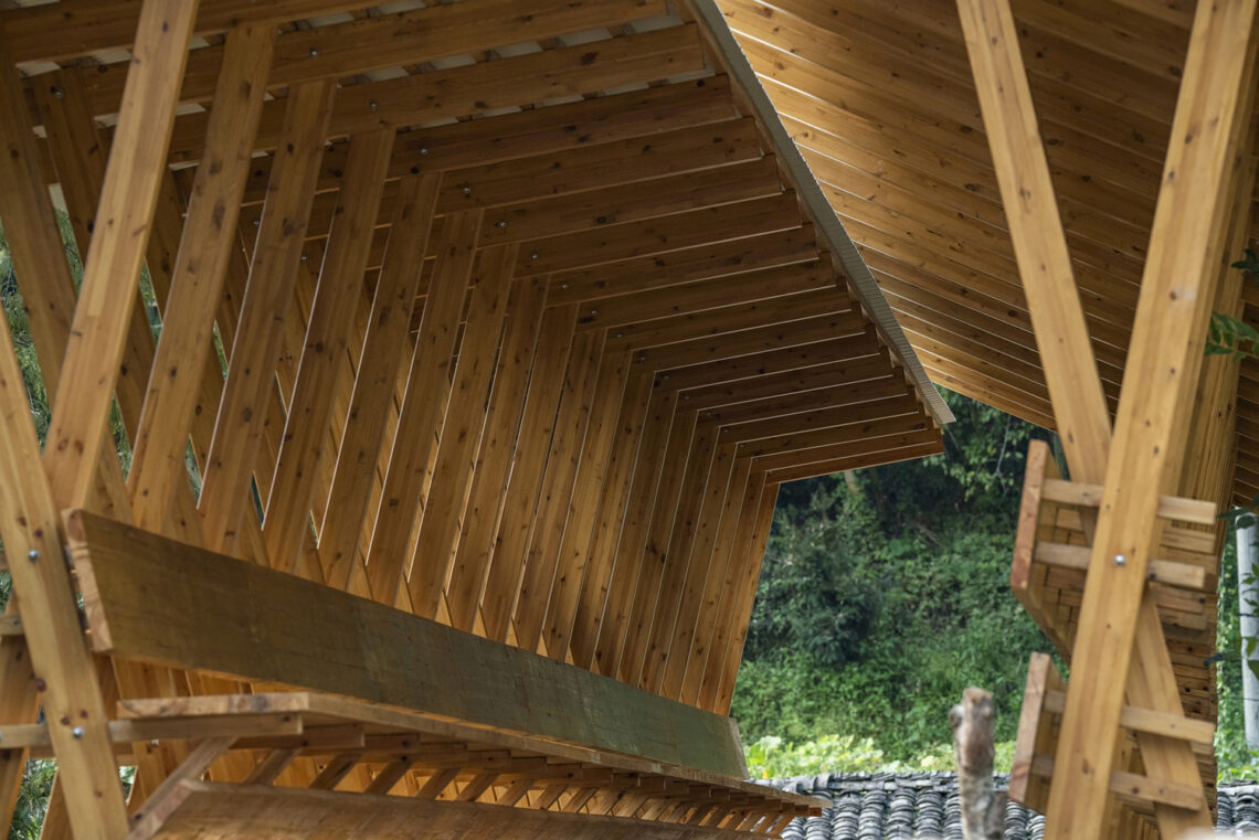 Fw Ji·the Covered Bridge On Aqueduct / Iara 35 Fw ji·the covered bridge on aqueduct / iara